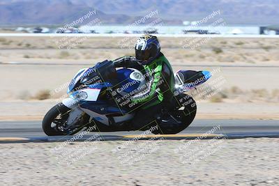 media/Feb-04-2024-SoCal Trackdays (Sun) [[91d6515b1d]]/7-Turn 9 Inside (1140am)/